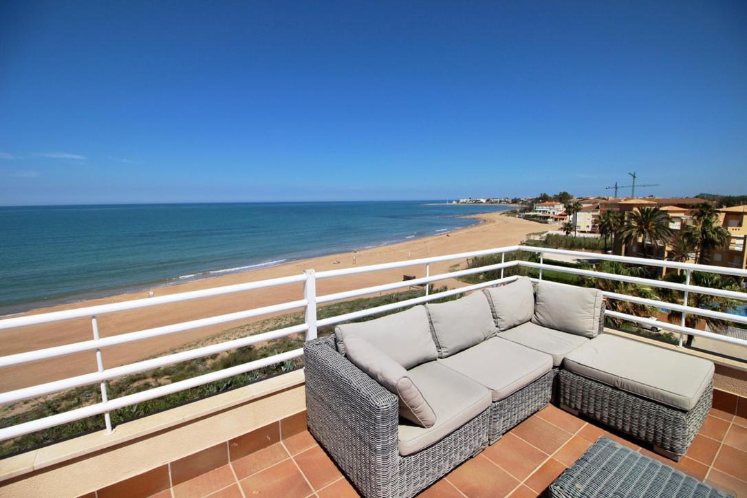 Atico Frontal Al Mar Con Piscina Privada By Homeprive Dénia Esterno foto