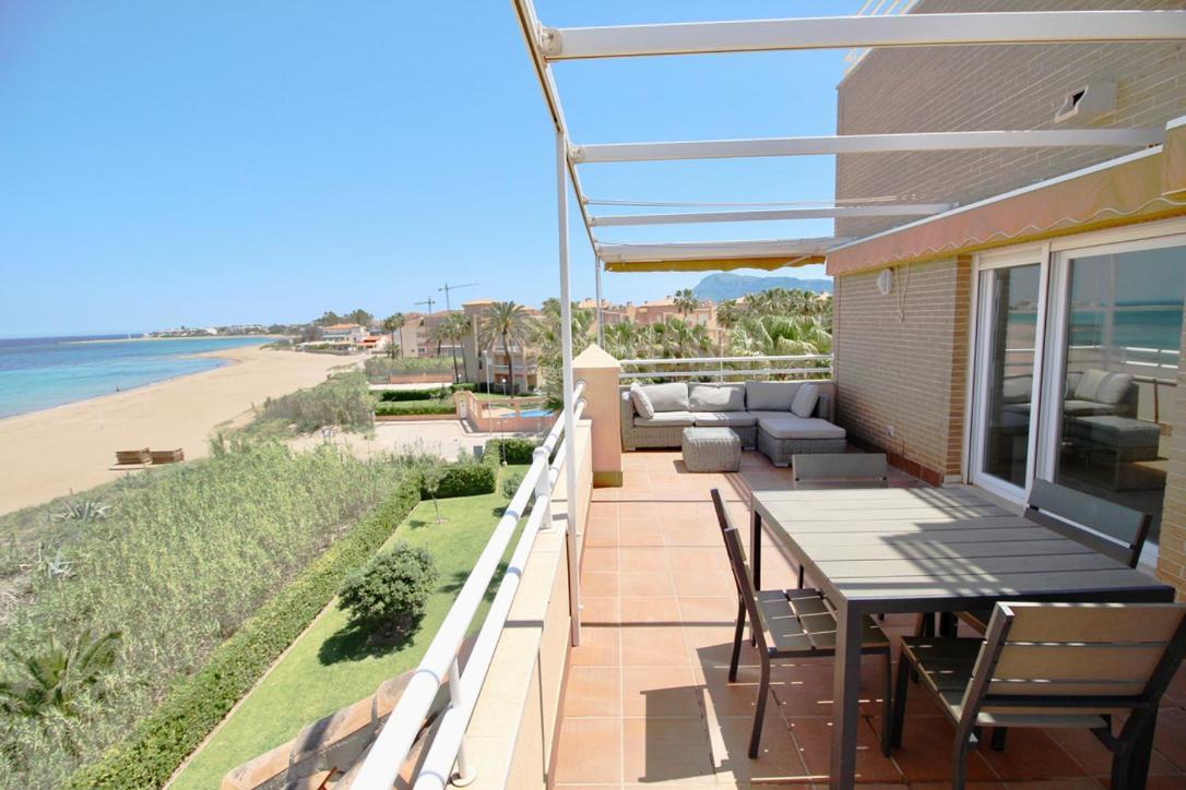 Atico Frontal Al Mar Con Piscina Privada By Homeprive Dénia Esterno foto