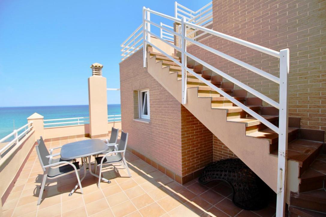 Atico Frontal Al Mar Con Piscina Privada By Homeprive Dénia Esterno foto