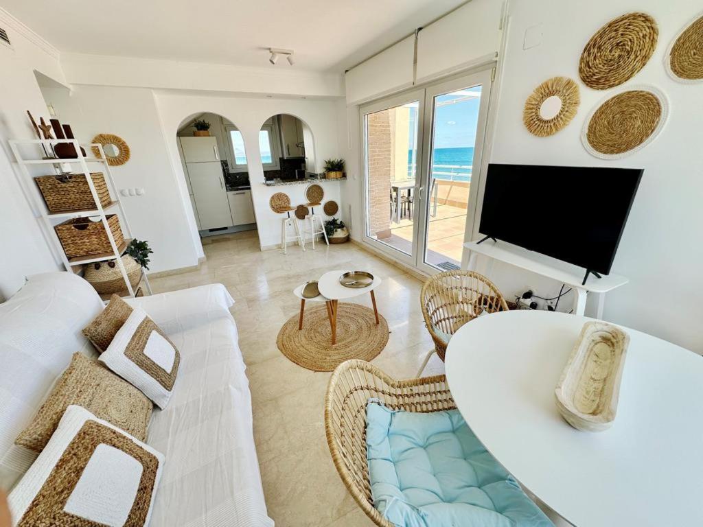 Atico Frontal Al Mar Con Piscina Privada By Homeprive Dénia Esterno foto