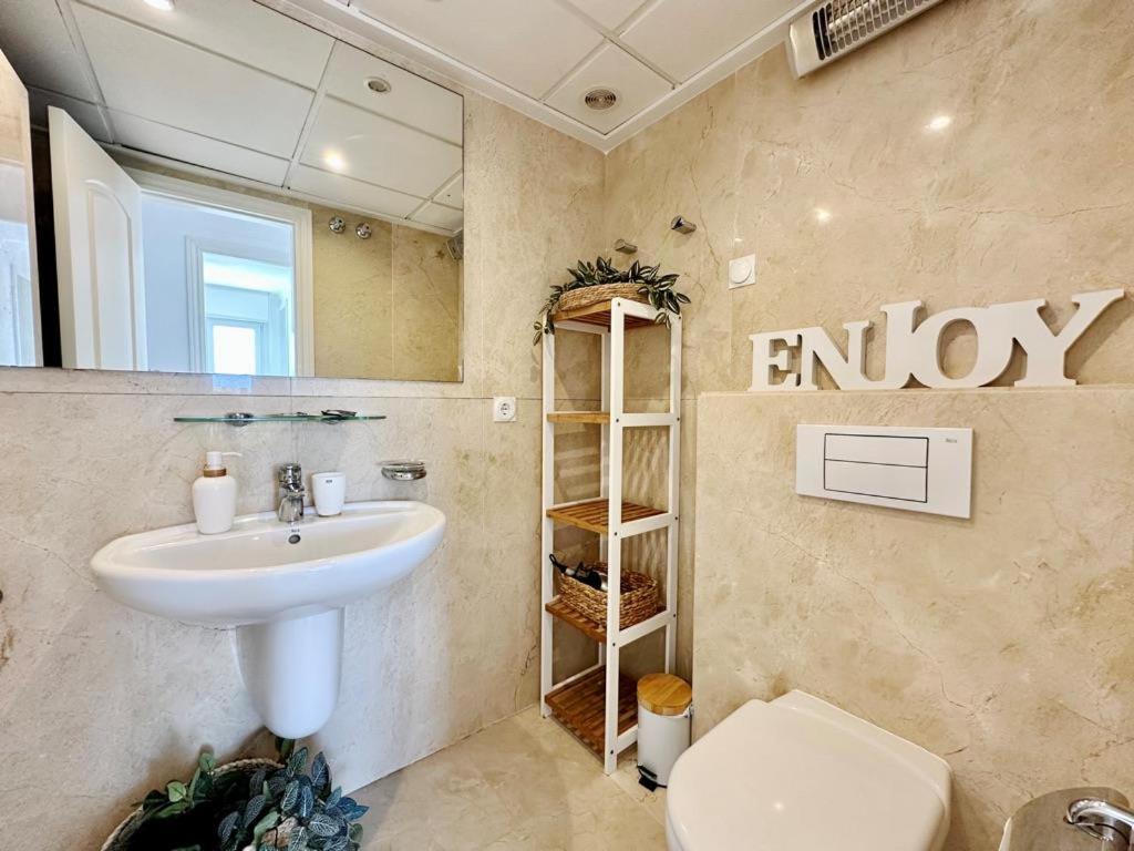 Atico Frontal Al Mar Con Piscina Privada By Homeprive Dénia Esterno foto
